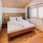 Alpin - & Warth (Vorarlberg)