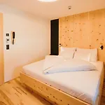 Alpin - & 4*