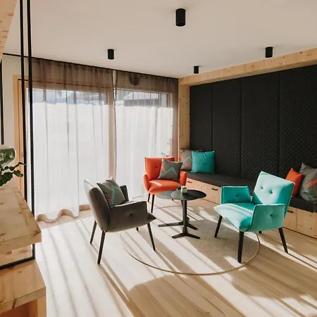 Hotel Alpin - & 4*