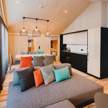 Hotel Alpin - &