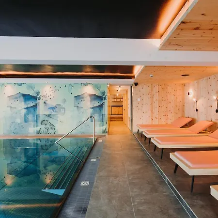 Alpin - & Hotel 4*