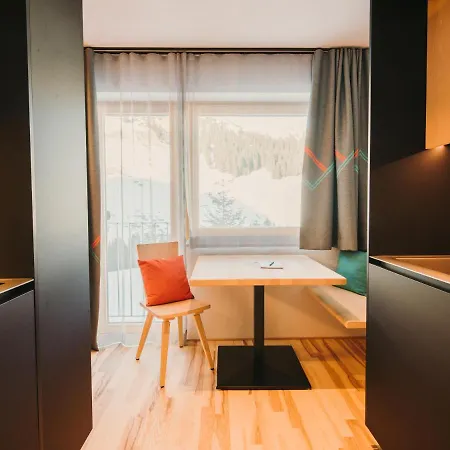 فندق Alpin - & Warth (Vorarlberg)