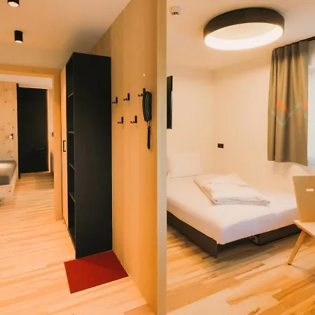 فندق Alpin - & Warth (Vorarlberg)