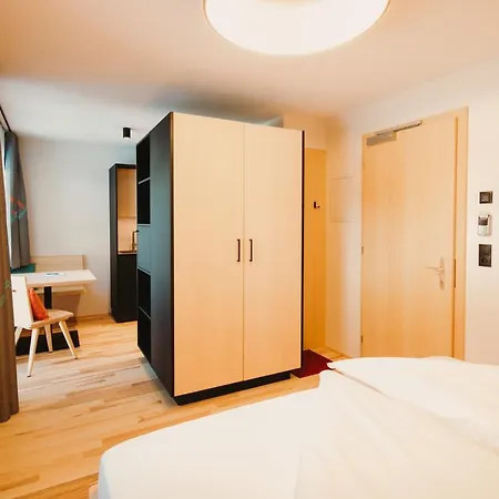 Hotel Alpin - & Warth (Vorarlberg)