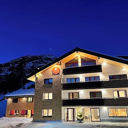 Alpin - & Hotell