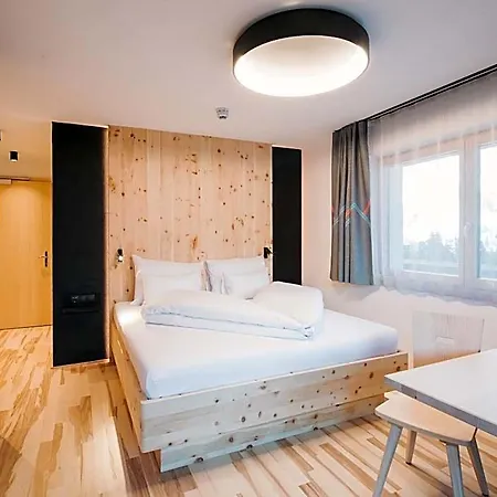 Alpin - & 4* Warth (Vorarlberg)