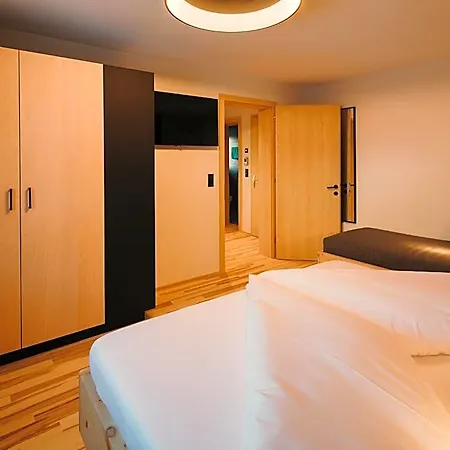 Alpin - & Hotell