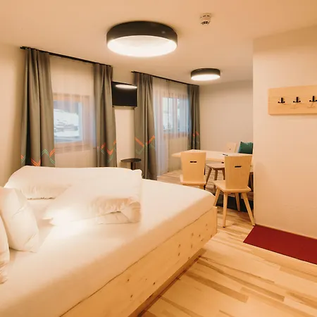 Hotel Alpin - & 4*