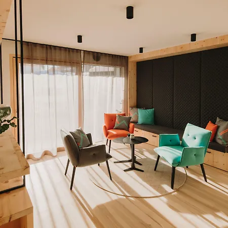 Alpin - & Hotel Warth (Vorarlberg)