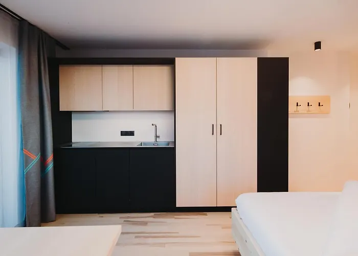 Alpin - & Warth (Vorarlberg)