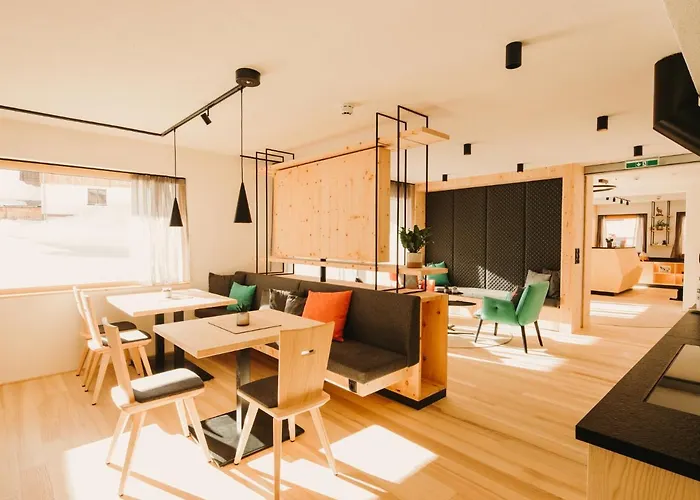 Alpin - & 4* Warth (Vorarlberg)