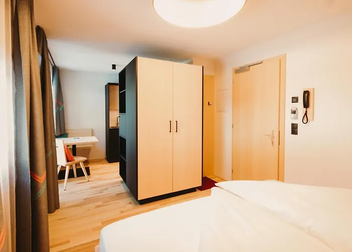 Hotel Alpin - & Warth (Vorarlberg)